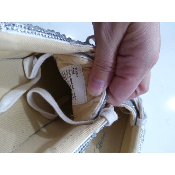 Betsey Johnson bedazzled Platform white shoe women's size 10 - Picture 5 of 9